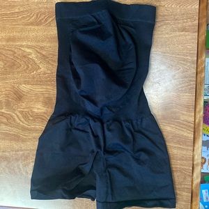 NWT black BLANQI maternity bike shorts.